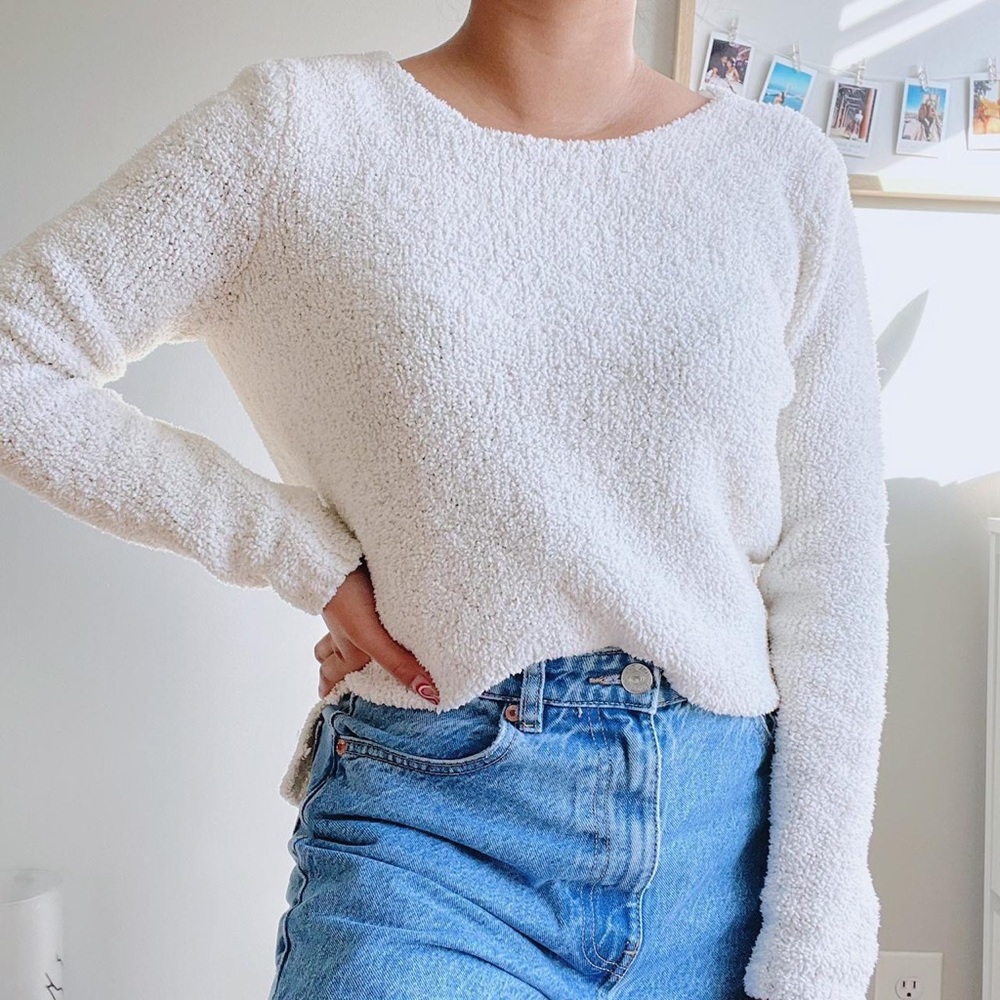 Gorgeous white cozy sweater
